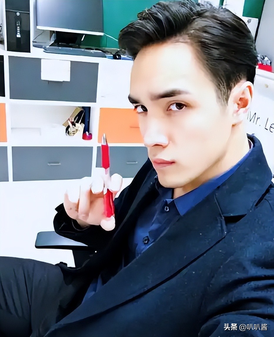 李美越 央视批评 虚假人设网红_网红什么十一黑料,