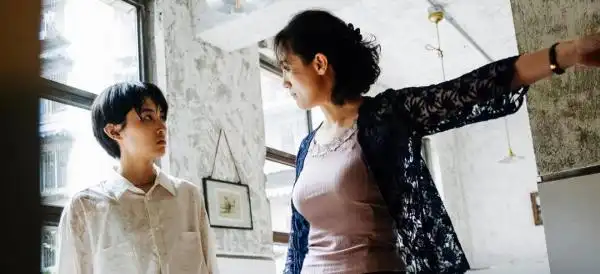 二胎家庭矛盾 重男轻女 姐弟羁绊_我的姐姐电影 票房黑马 原型故事_姐弟伦理片在线观看