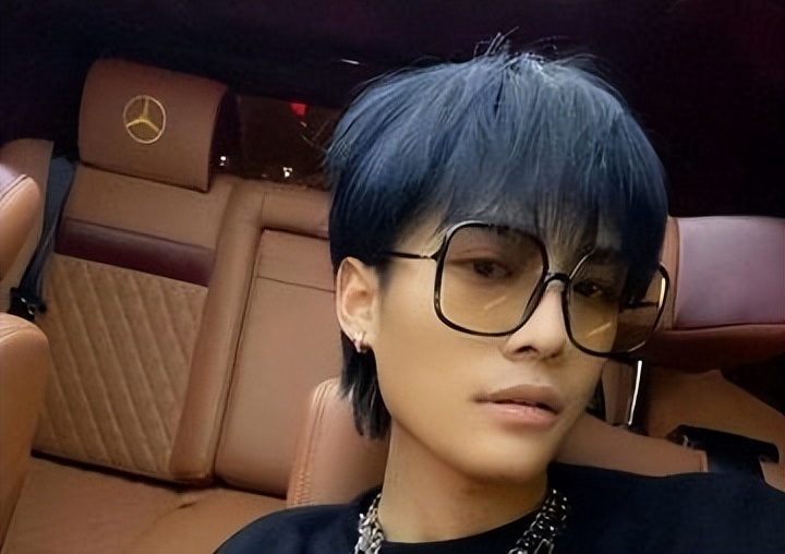 娱乐八卦中的网红有哪些-_顶级网红收入高不高_网红直播带货收入排行