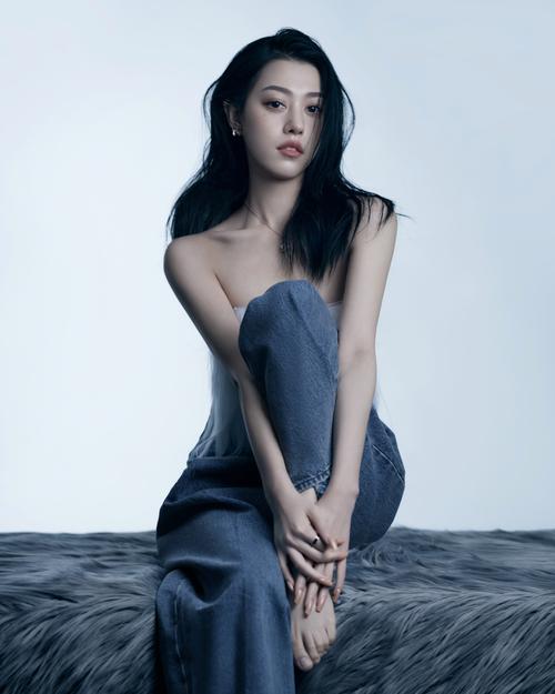 娱乐圈写真的隐秘生意经